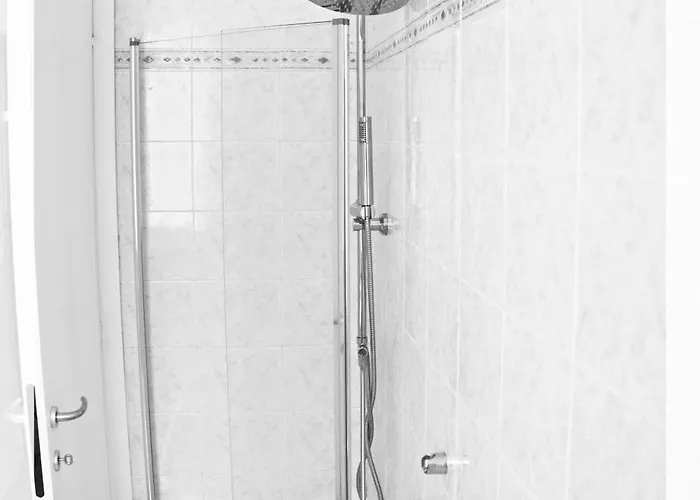 Apartmán Your Place By The - Near Leonardo Academy, Mxp *